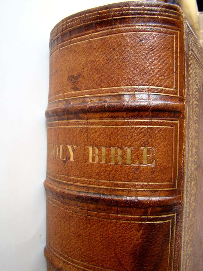 An Illustrated HOLY BIBLE published by Harper of New York in 1846 — image 2